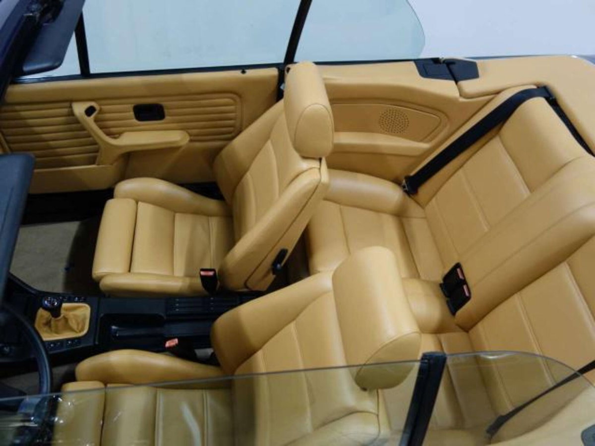 BMW Serie 3 Cabrio 320i cat (11)