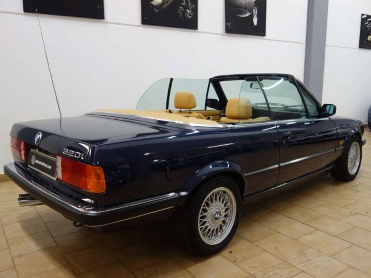 BMW Serie 3 Cabrio 320i cat (13)