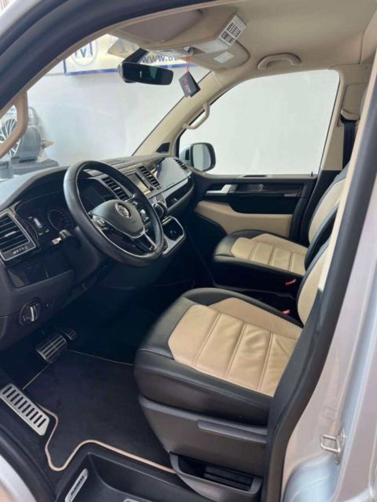 Volkswagen Multivan 2.0 TDI 199CV DSG 4Motion Tech (10)
