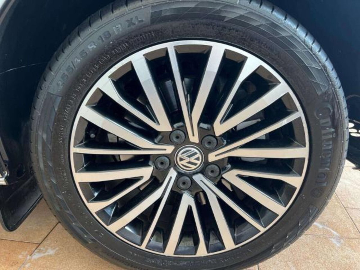 Volkswagen Multivan 2.0 TDI 199CV DSG 4Motion Tech (8)