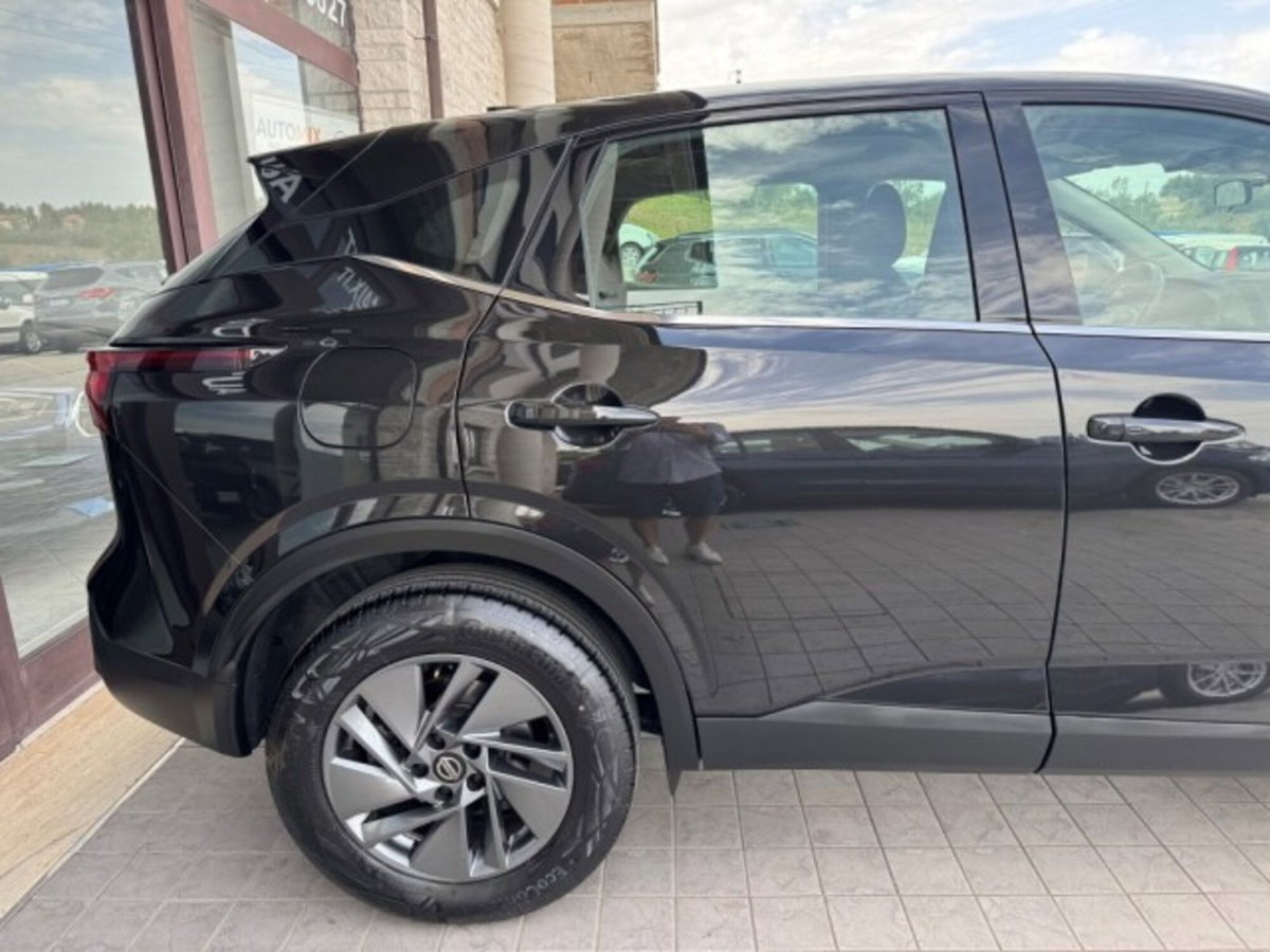 Nissan Qashqai 1.3 mhev Business 2wd 140cv (12)