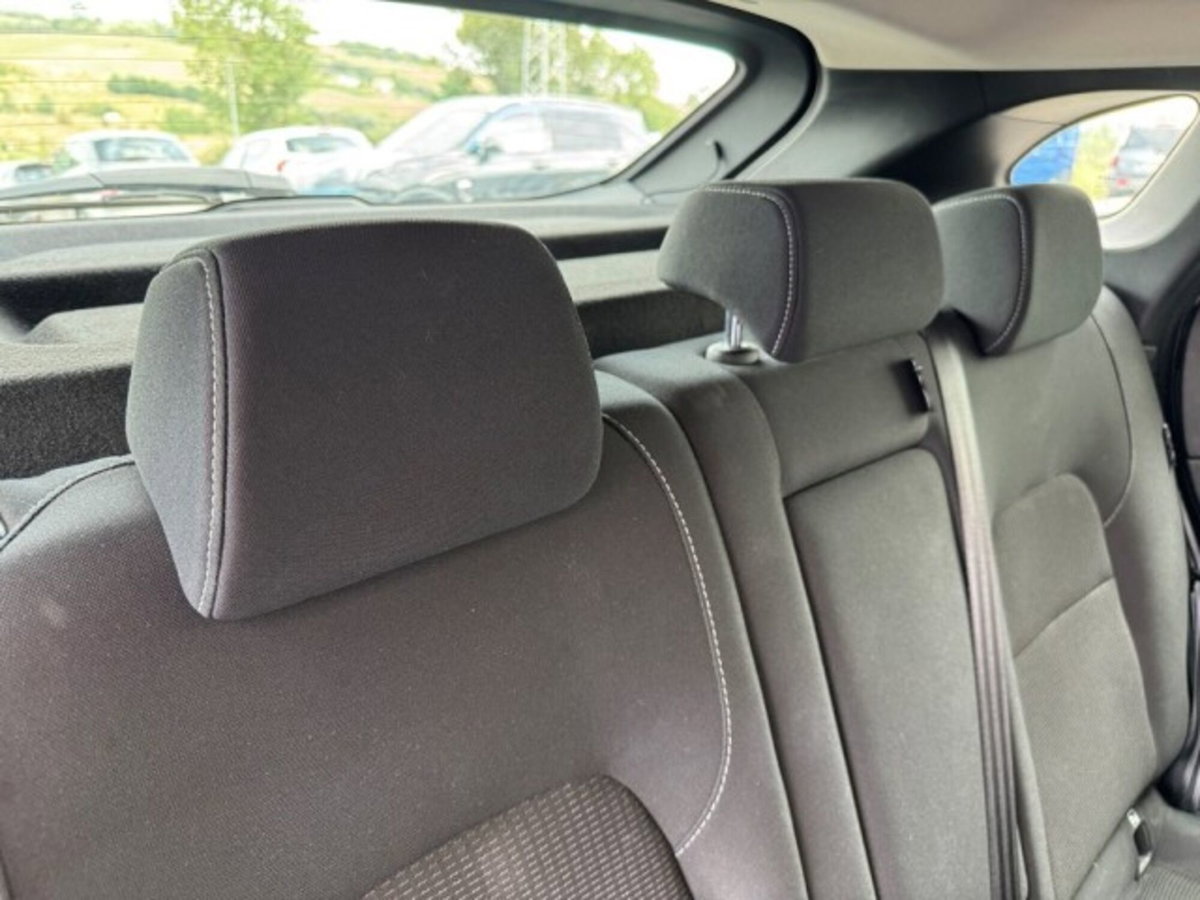 Nissan Qashqai 1.3 mhev Business 2wd 140cv (16)