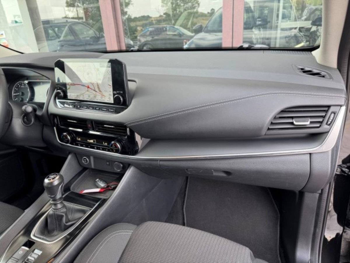 Nissan Qashqai 1.3 mhev Business 2wd 140cv (18)