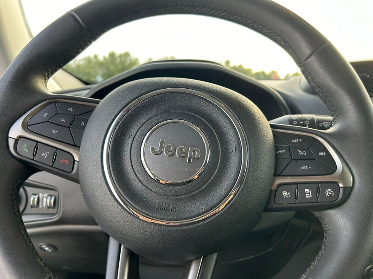 Jeep Renegade 1.3 T4 190CV PHEV 4xe AT6 Limited (15)