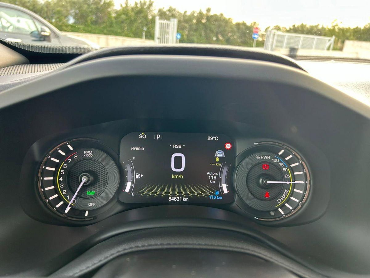 Jeep Renegade 1.3 T4 190CV PHEV 4xe AT6 Limited (17)