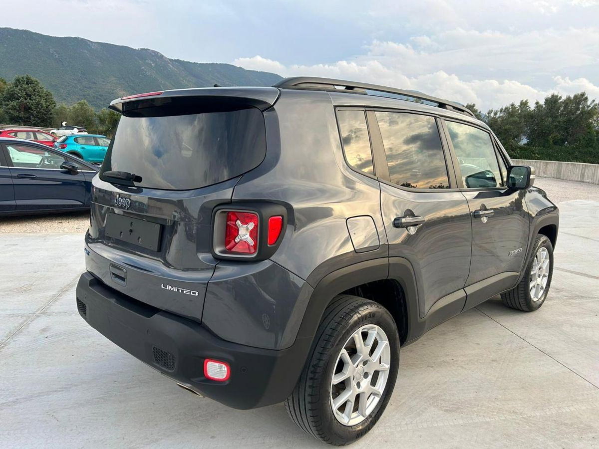 Jeep Renegade 1.3 T4 190CV PHEV 4xe AT6 Limited (6)