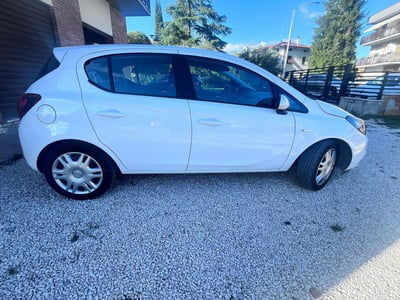 Opel Corsa 1.4 90CV GPL Tech 5 porte Innovation usata