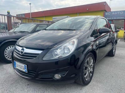 Opel Corsa 1.2 3 porte Sport usata