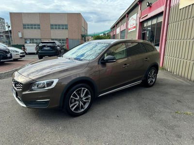 Volvo V60 Cross Country D3 Geartronic Business Plus usata