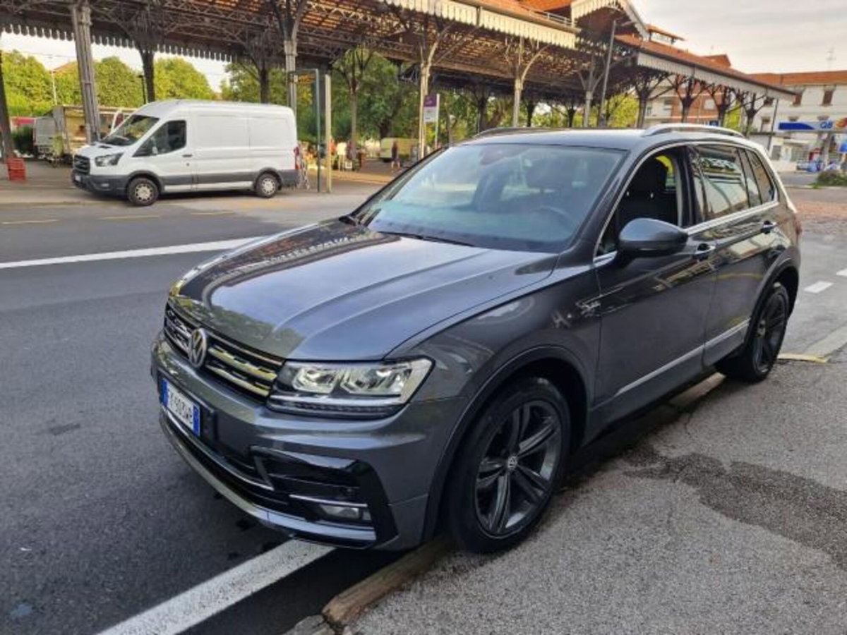Volkswagen Tiguan 2.0 TDI 150 CV SCR DSG 4MOTION Life (4)