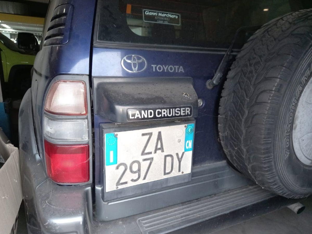 Toyota Land Cruiser turbodiesel 3 porte KZJ90 GX (5)