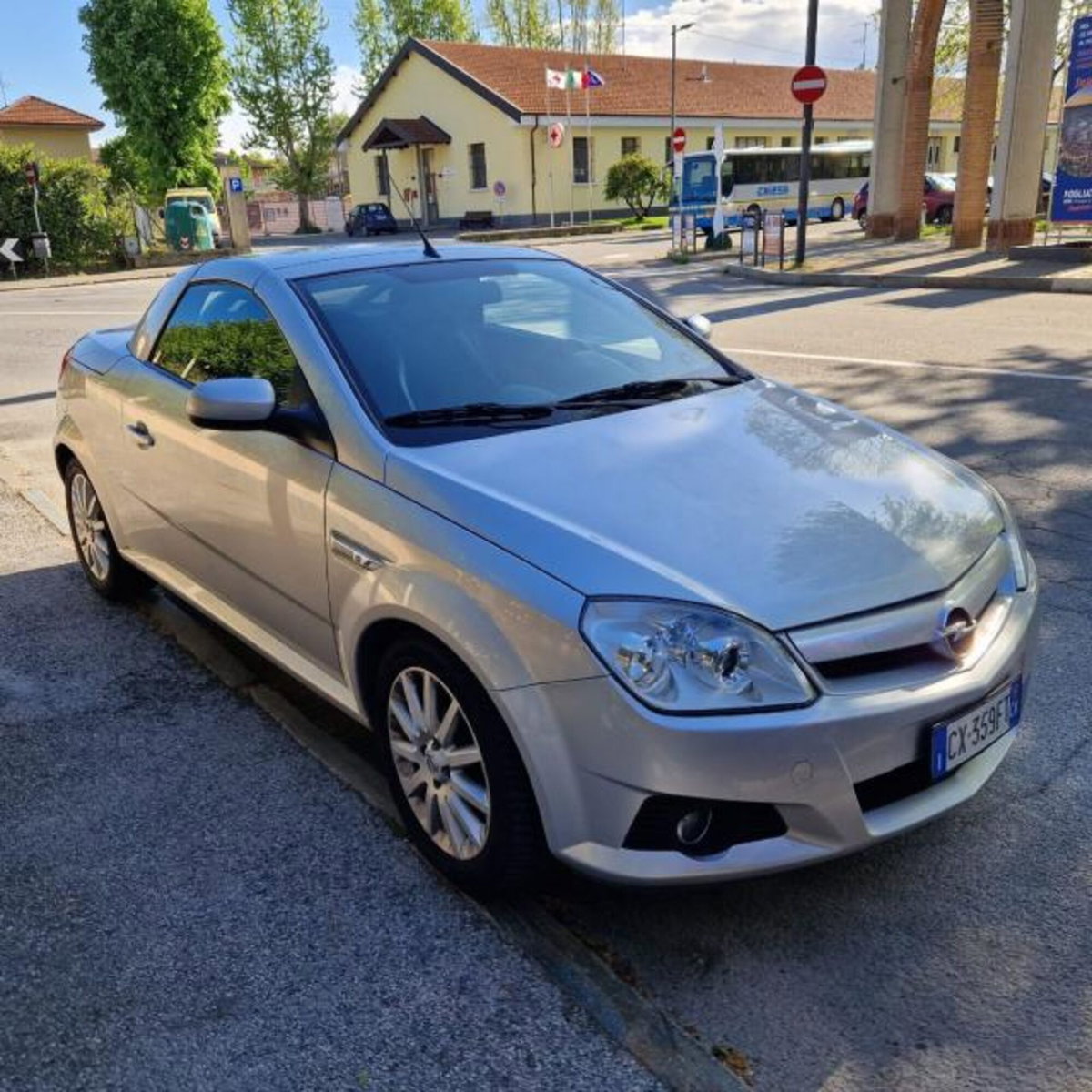 Opel Tigra TwinTop 1.4 16V Sport