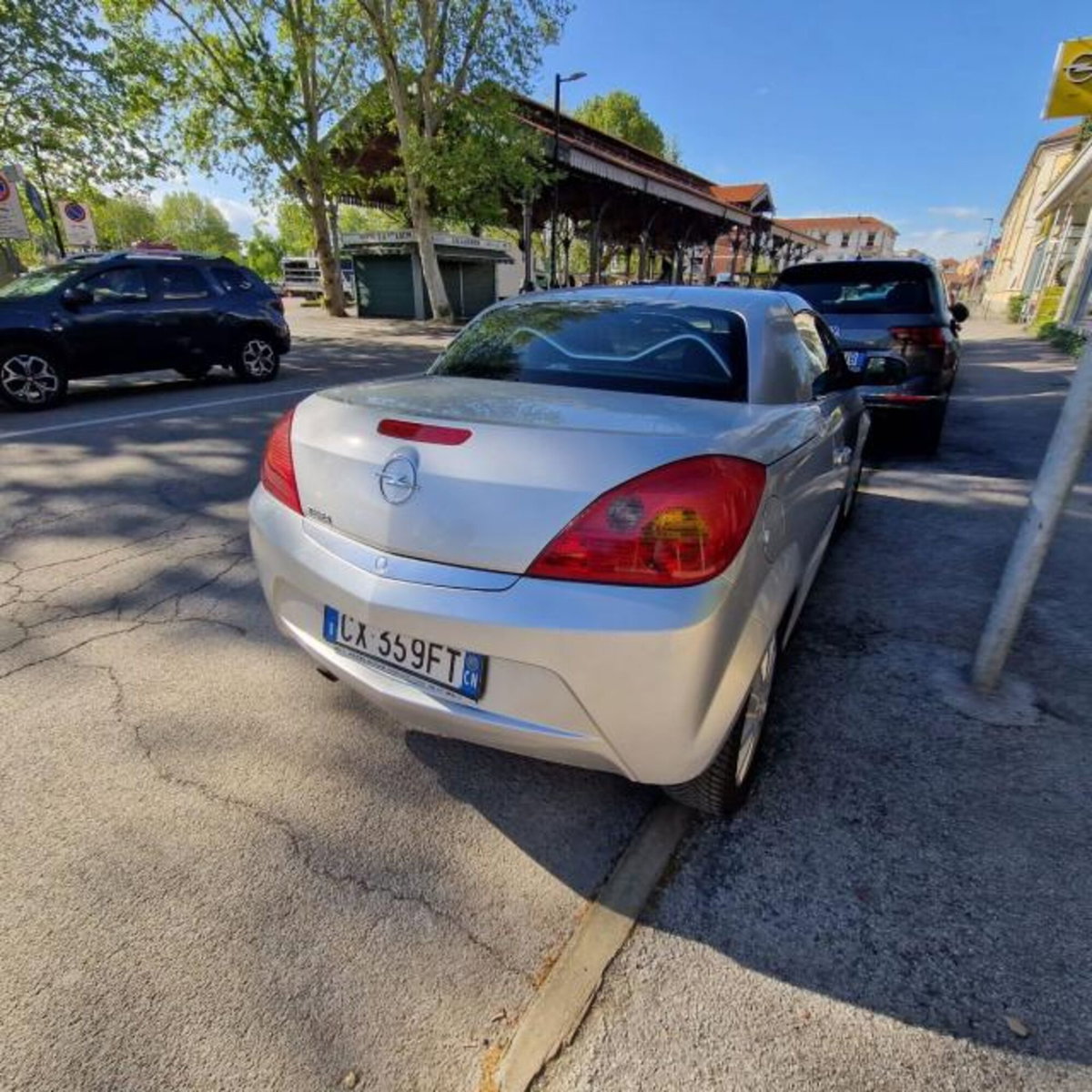 Opel Tigra TwinTop 1.4 16V Sport (5)