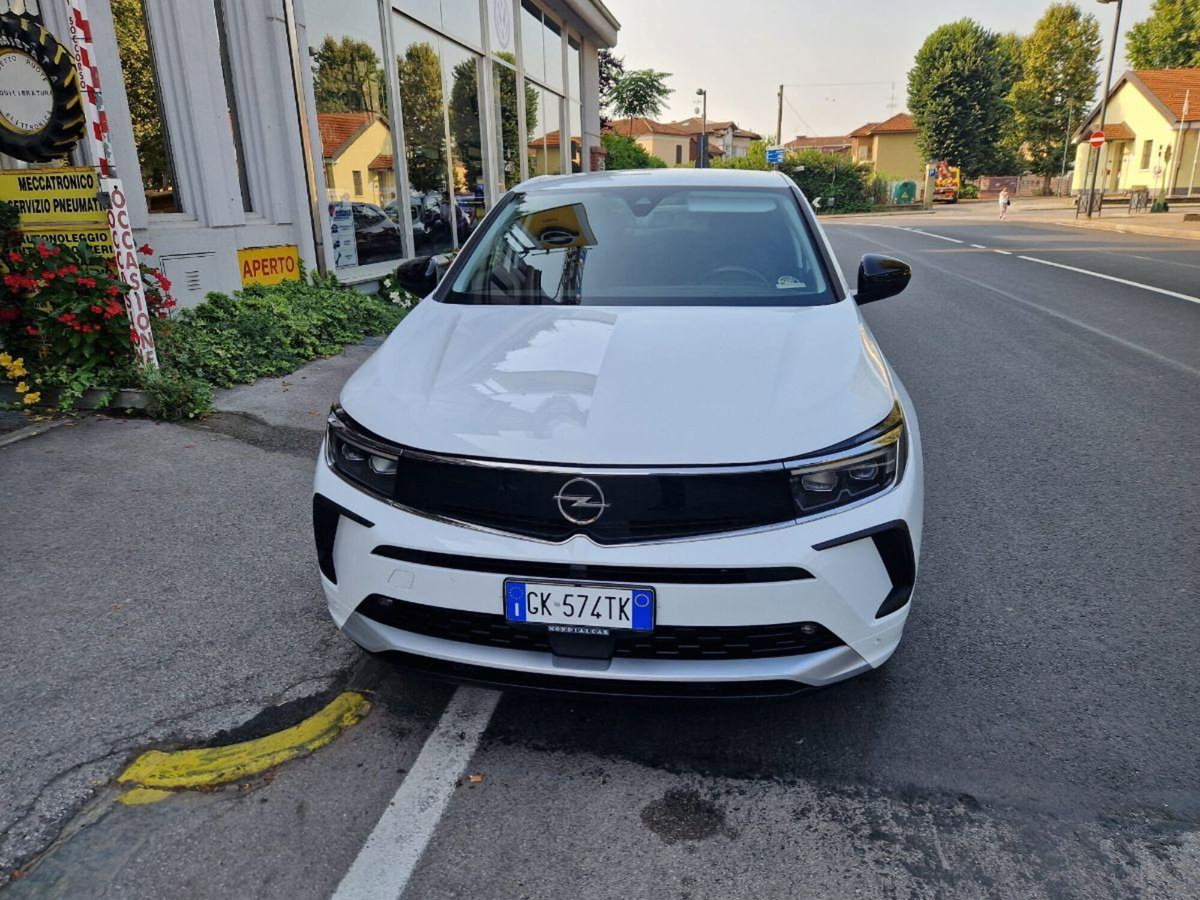 Opel Grandland X 1.6 Turbo 180 CV Start&Stop aut. Elegance (3)