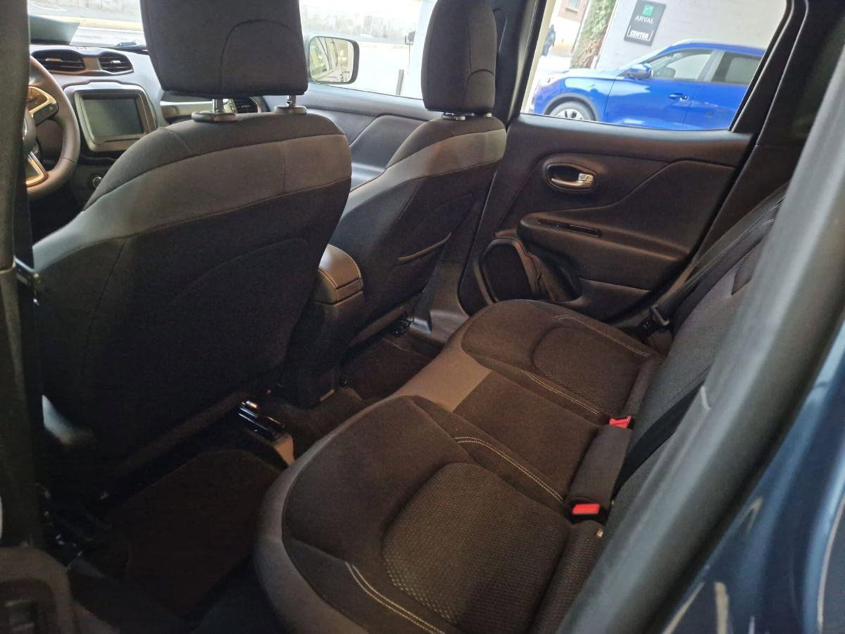 Jeep Renegade 1.6 Mjt 120 CV Longitude (11)