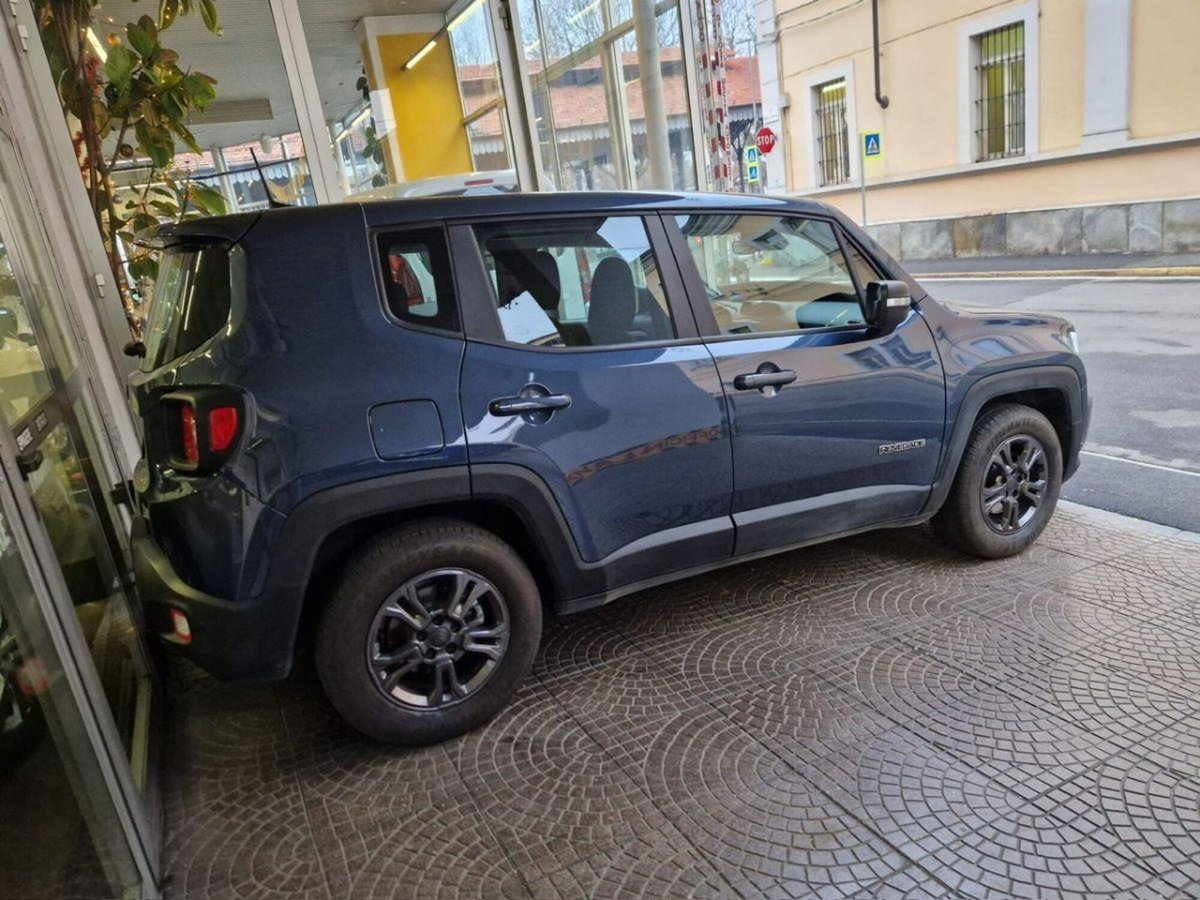 Jeep Renegade 1.6 Mjt 120 CV Longitude (7)