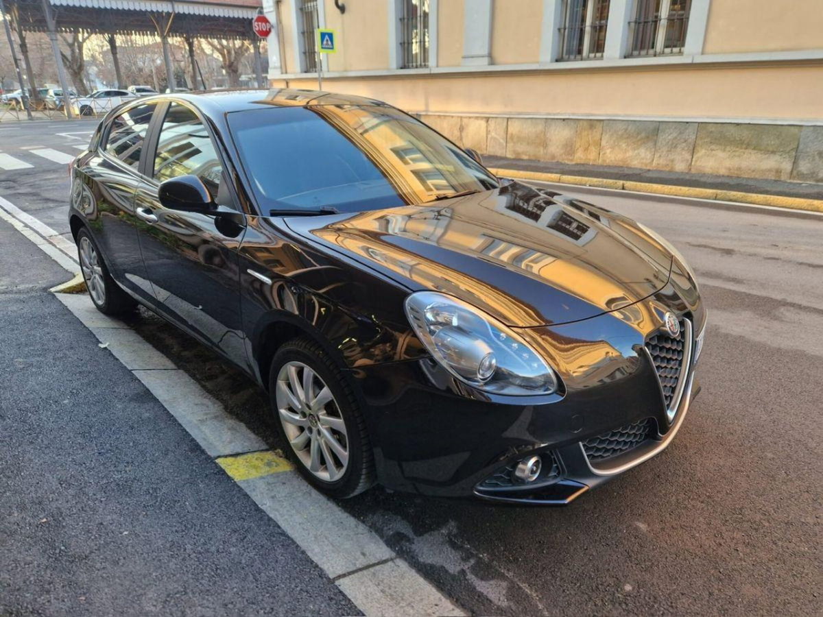 Alfa Romeo Giulietta 1.6 JTDm Super 120cv