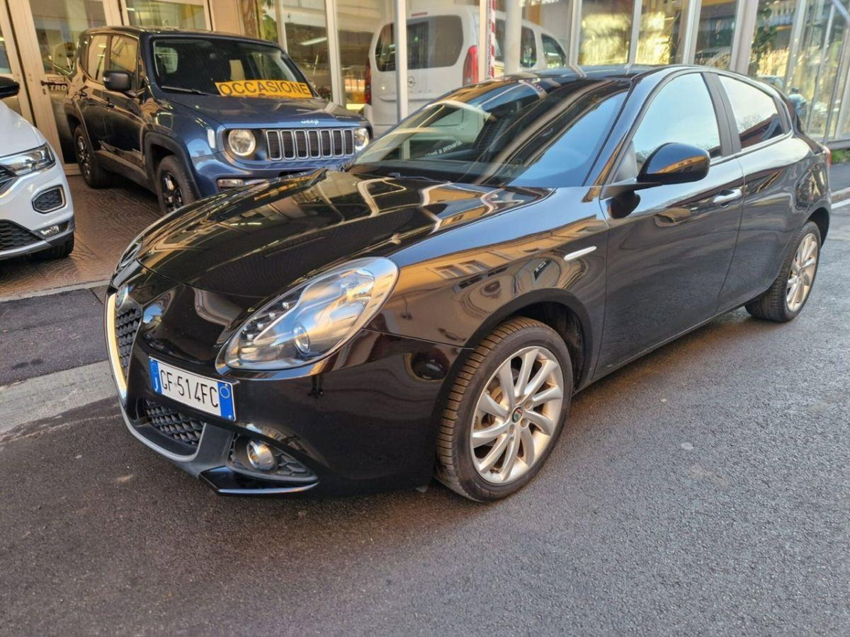 Alfa Romeo Giulietta 1.6 JTDm Super 120cv (5)