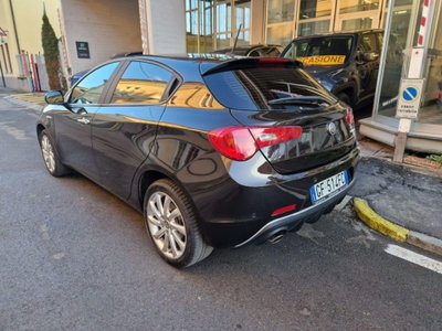 Alfa Romeo Giulietta 1.6 JTDm Super 120cv (8)