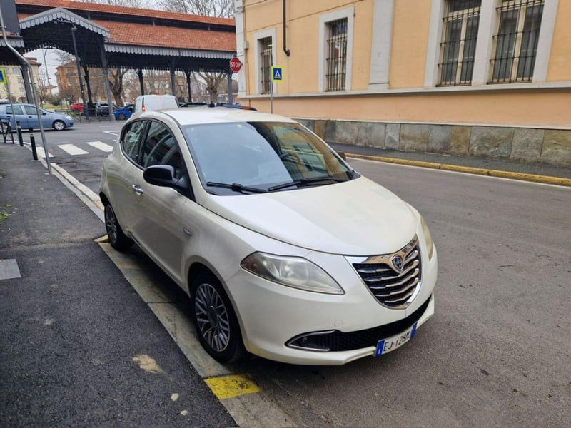 Lancia Ypsilon 1.3 MJT 16V 95 CV 5 porte S&S Gold