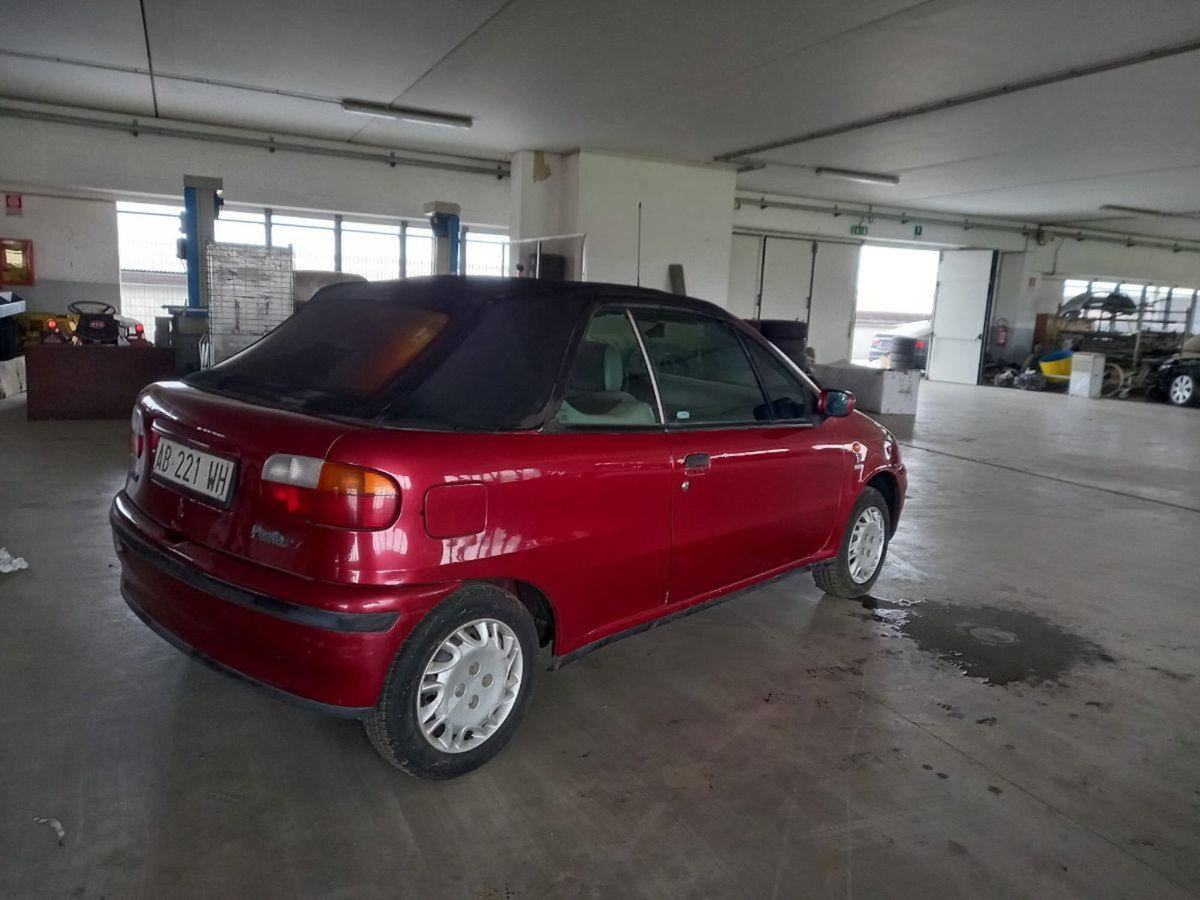 Fiat Punto Cabrio 90 cat Cabrio ELX (6)