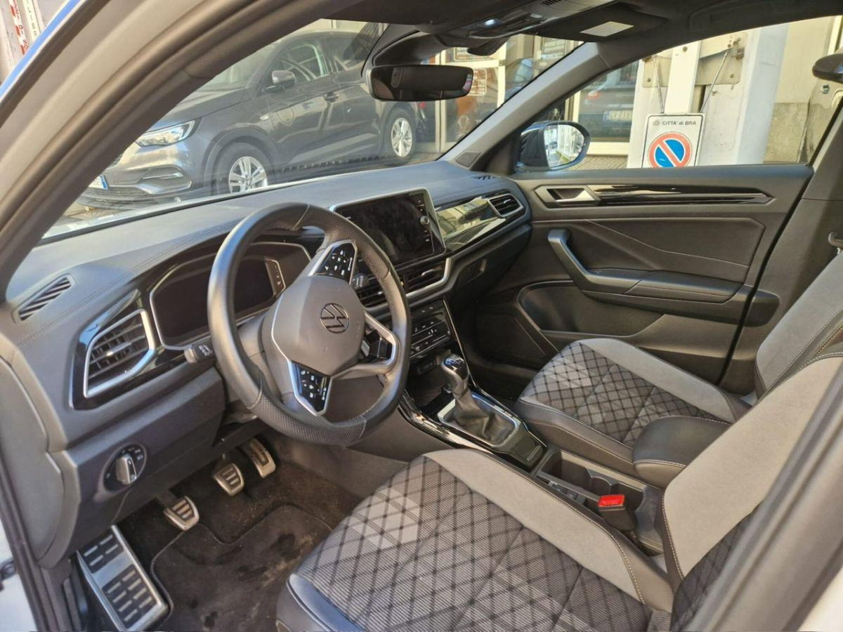 Volkswagen T-Roc 1.0 TSI R-Line (10)