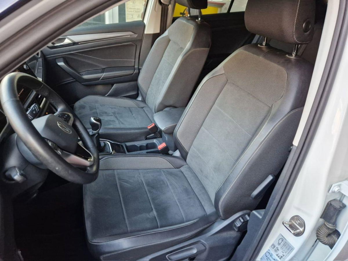 Volkswagen T-Roc 1.0 TSI Style (11)