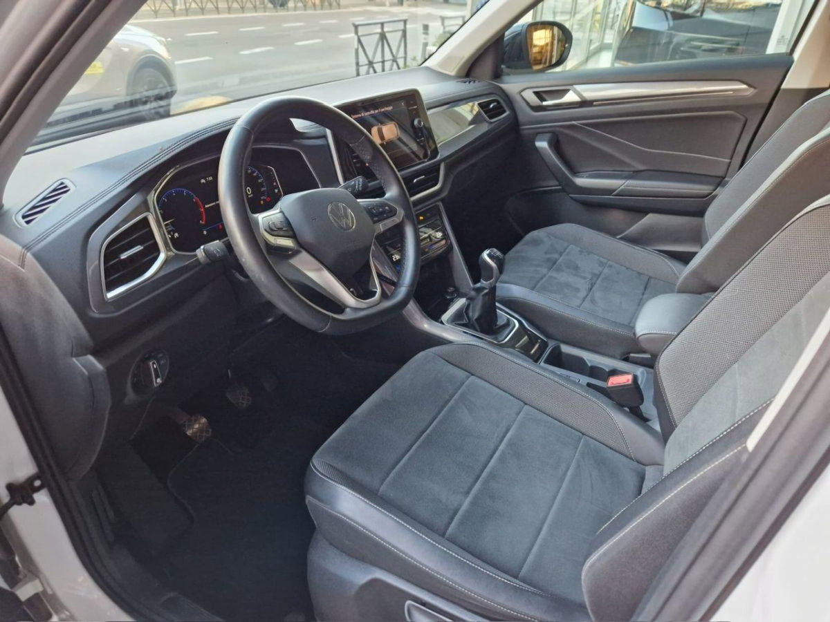 Volkswagen T-Roc 1.0 TSI Style (12)
