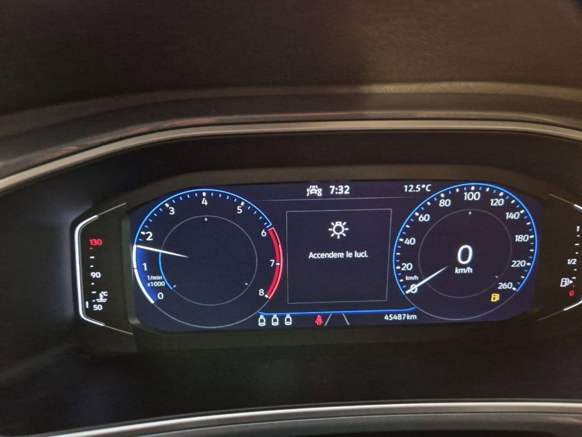 Volkswagen T-Roc 1.0 TSI Style (14)