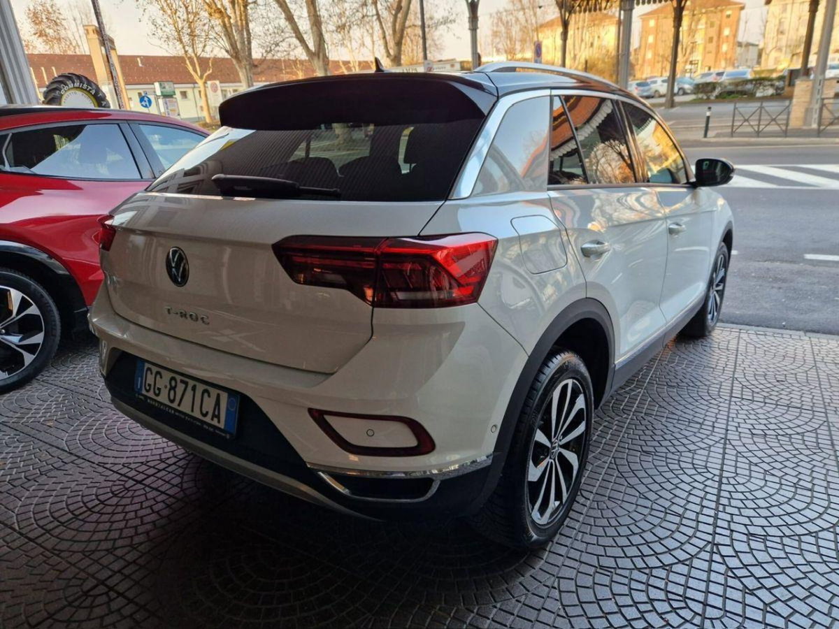 Volkswagen T-Roc 1.0 TSI Style (6)