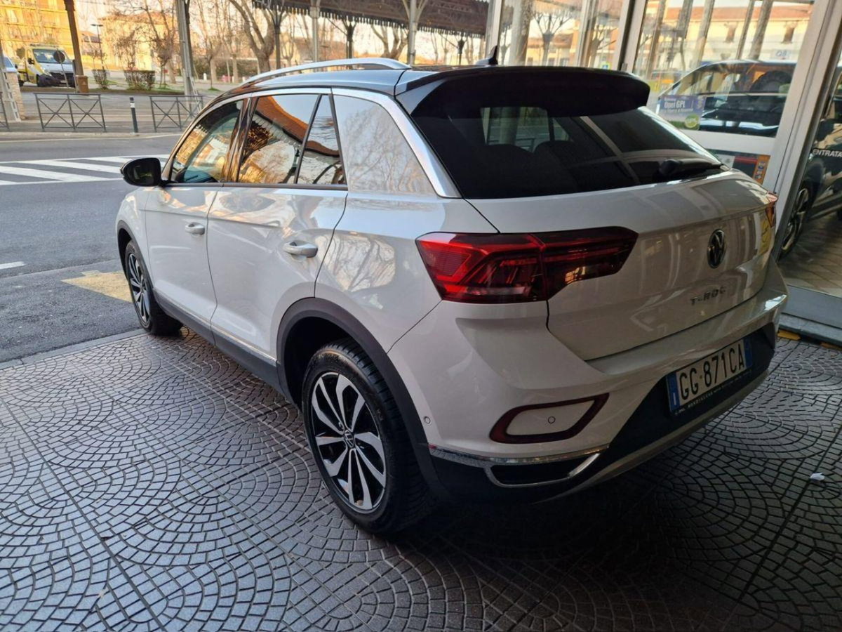 Volkswagen T-Roc 1.0 TSI Style (7)