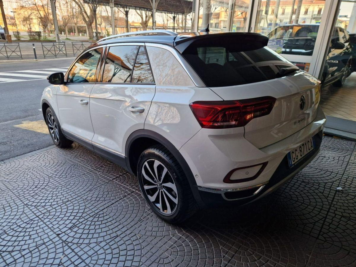 Volkswagen T-Roc 1.0 TSI Style (9)