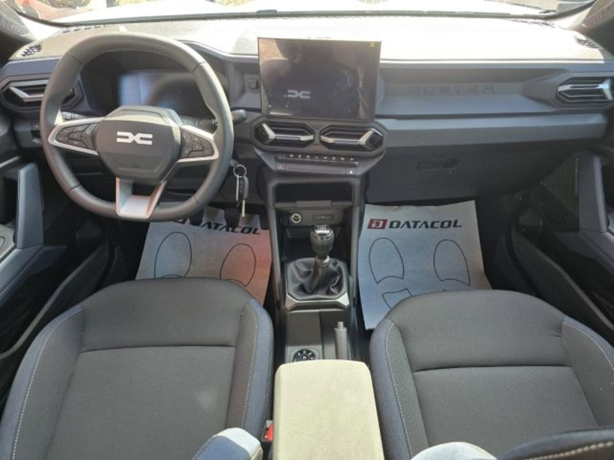 Dacia Duster 1.2 mild hybrid Expression 4x4 130cv (12)