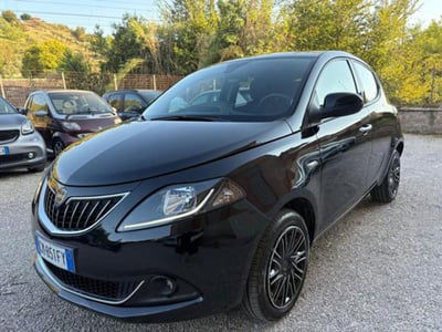 Lancia Ypsilon 1.0 FireFly 5 porte S&S Hybrid Gold Plus usata