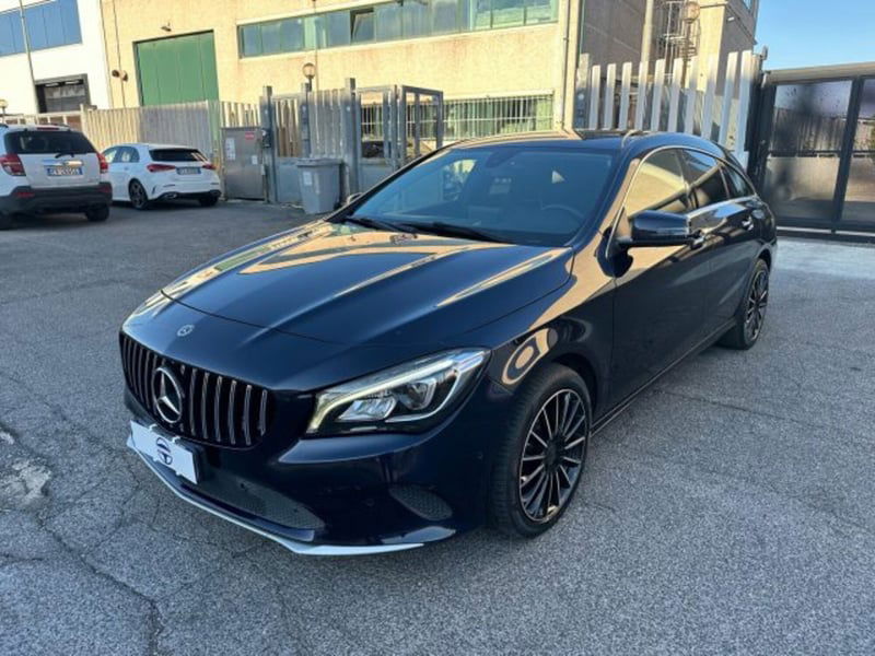 Mercedes-Benz CLA Shooting Brake 200 d Automatic Sport
