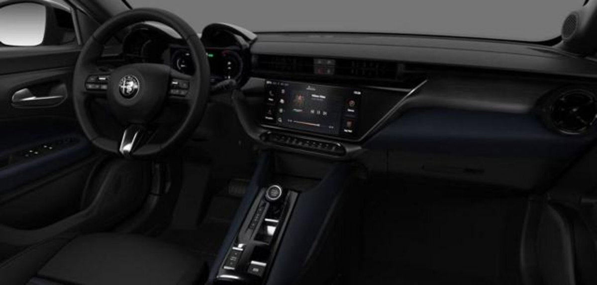 Alfa Romeo Junior 1.2 ibrida 145cv edct6 (3)