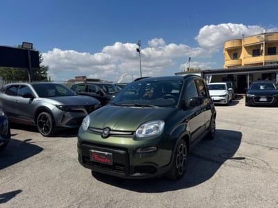 Fiat Panda Cross 1.0 firefly hybrid Cross s&s 70cv 5p.ti usata