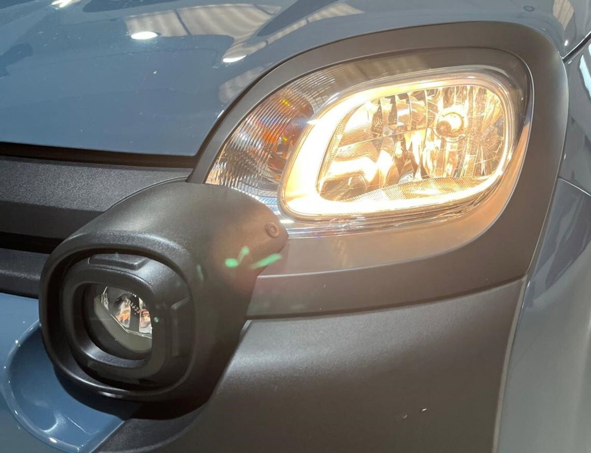 Fiat Panda 1.0 FireFly S&S Hybrid City Cross (12)