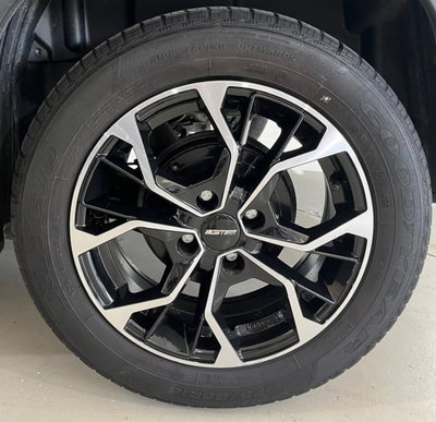 Fiat Panda 1.0 FireFly S&S Hybrid City Cross (9)