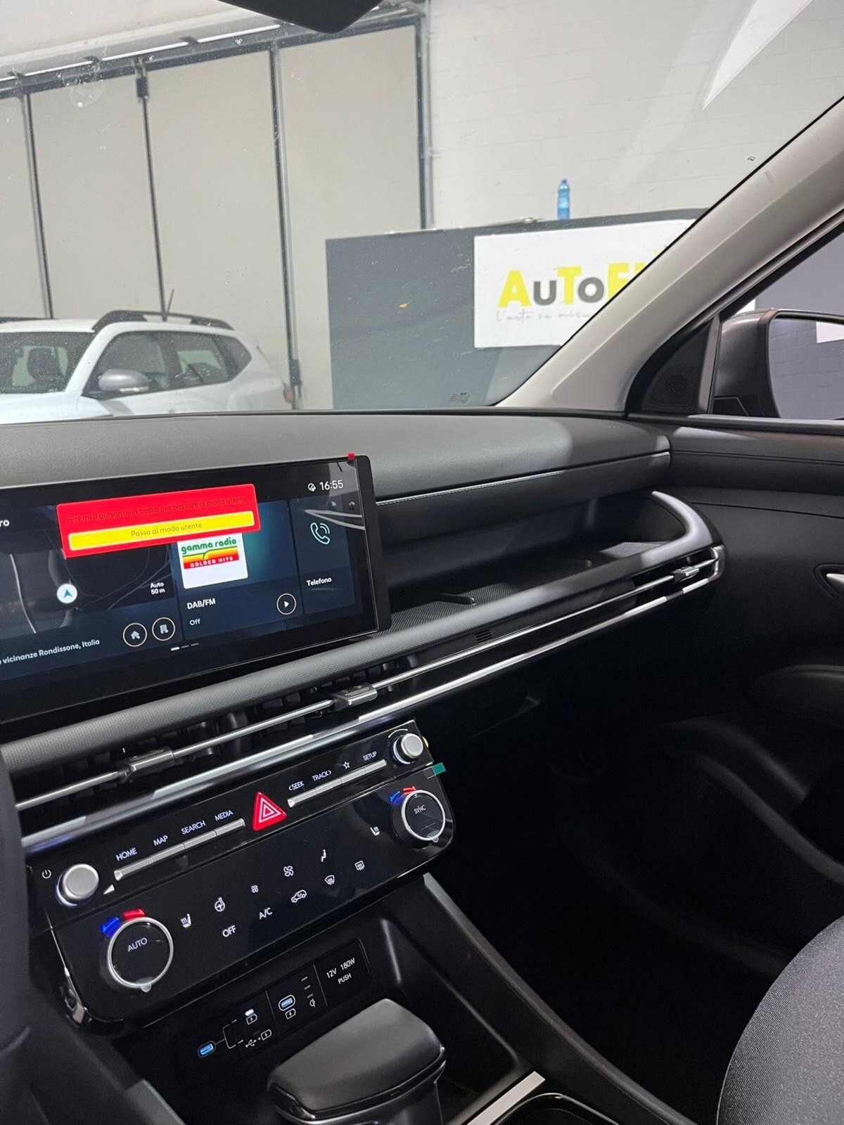 Hyundai Tucson 1.6 crdi 48V Xtech 2wd imt (19)