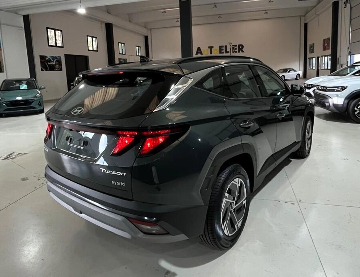 Hyundai Tucson 1.6 crdi 48V Xtech 2wd imt (7)