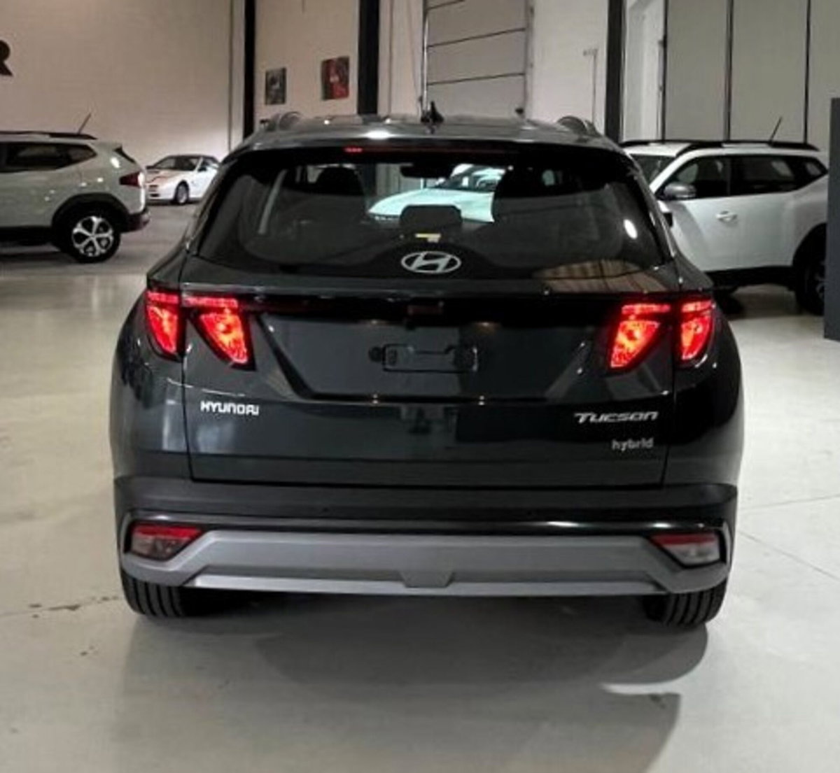 Hyundai Tucson 1.6 crdi 48V Xtech 2wd imt (8)