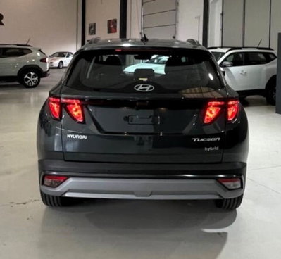 Hyundai Tucson 1.6 crdi 48V Xtech 2wd imt (8)