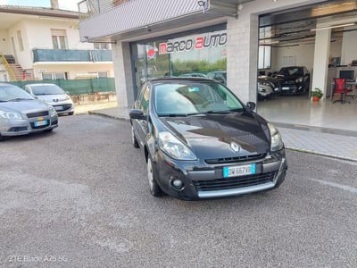 Renault Clio 1.2 16V 5 porte Luxe usata