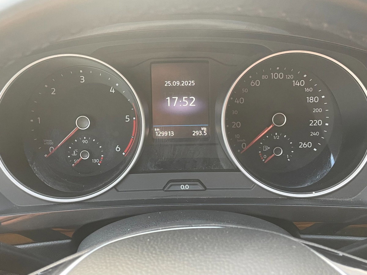Volkswagen Tiguan 2.0 TDI SCR DSG Business BlueMotion Technology (14)