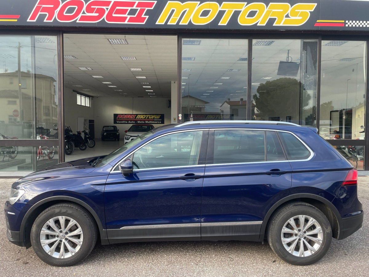 Volkswagen Tiguan 2.0 TDI SCR DSG Business BlueMotion Technology (8)