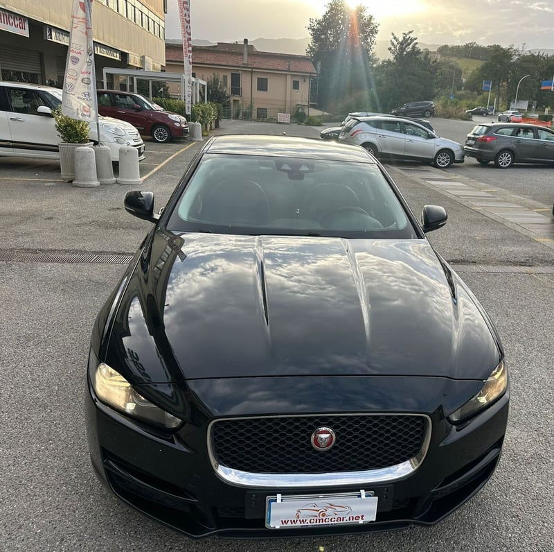 Jaguar XE 2.0 D Turbo 180CV aut. Portfolio
