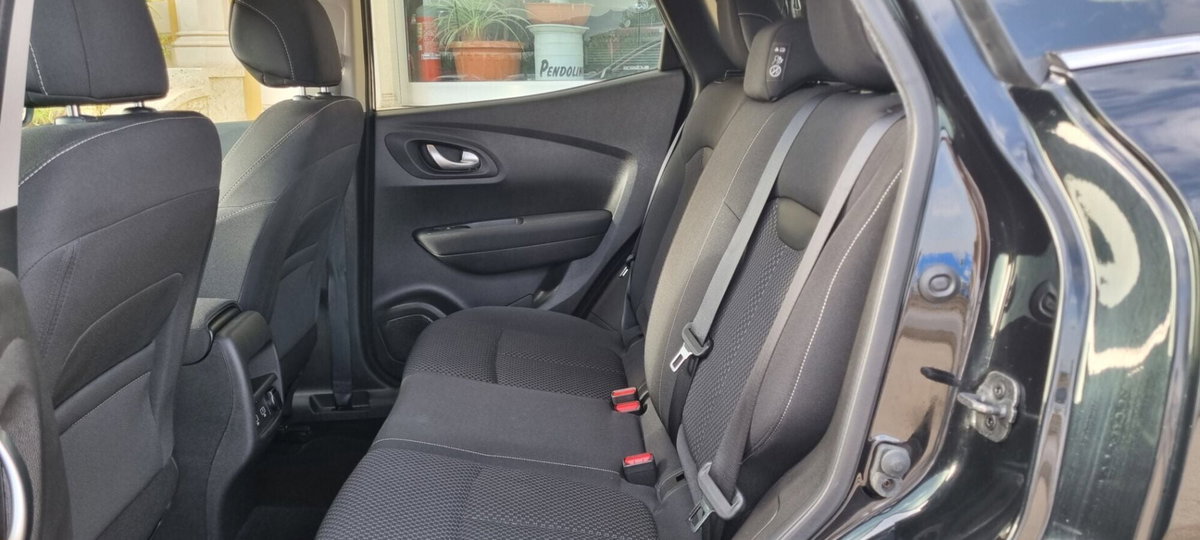 Renault Kadjar dCi 8V 115CV Business (2)