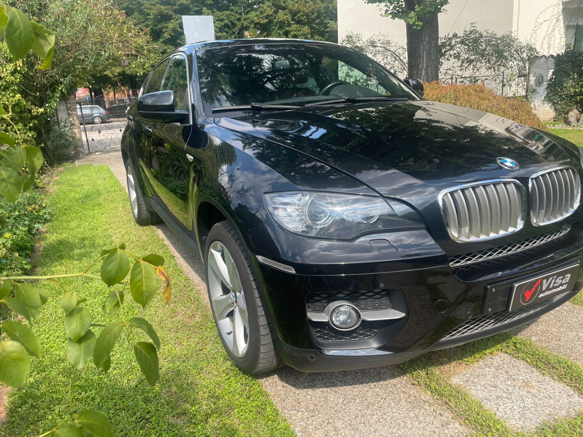 BMW X6 xDrive40d Futura (2)