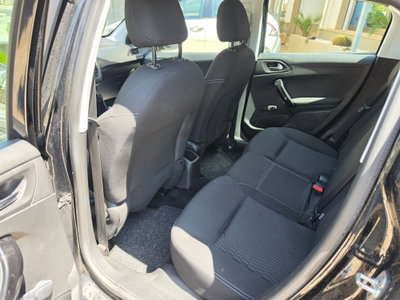 Peugeot 208 82 5 porte Allure (17)
